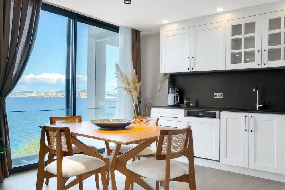 Коюнбаба: Luxury Waterfront House 9 min to Yalikavak Marina