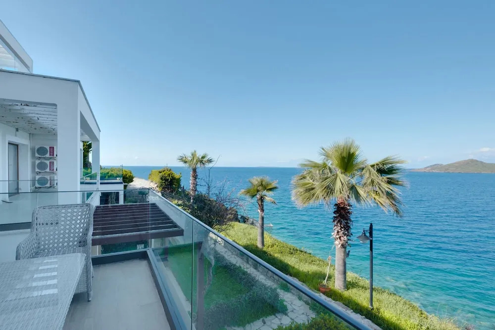 Коюнбаба: Luxury Waterfront House 9 min to Yalikavak Marina