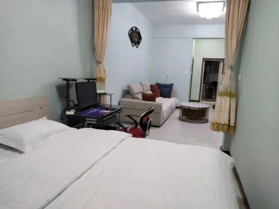 Паниин: Xinglong Homestay