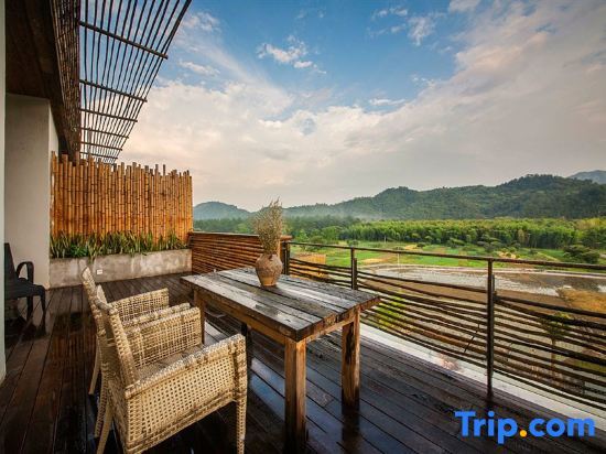 Мамакун: Fanjingshan weijianjingqi homestay
