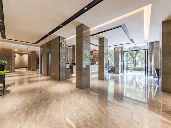 Chuxiong: Hanting Hotel (Chuxiong Government Affairs Center Xiongbao Road)