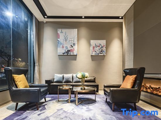 Chuxiong: Hanting Hotel (Chuxiong Government Affairs Center Xiongbao Road)