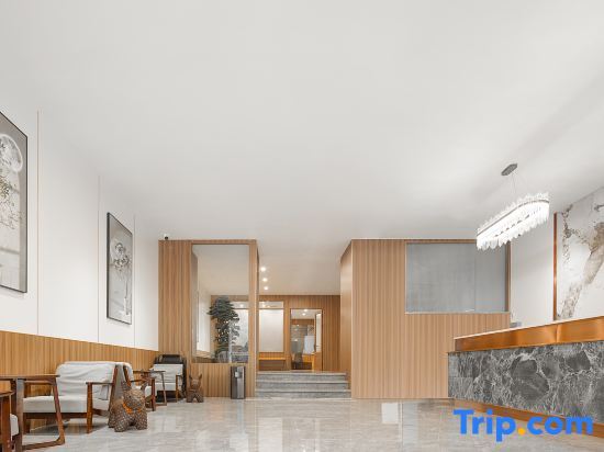 Чунцин: Jiting Hotel (Dianjiang High-speed Railway Station)