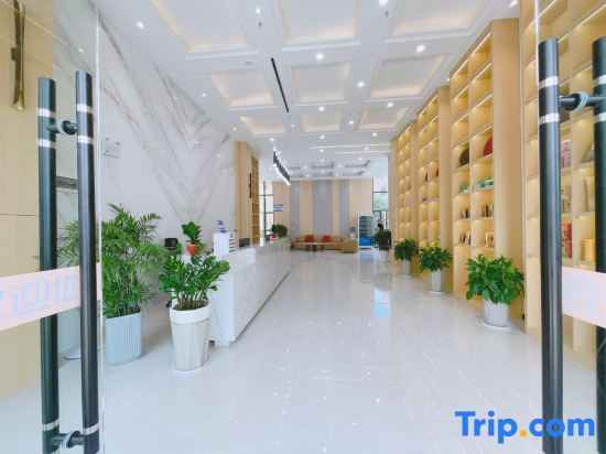 Хуанган: Hunchun 100 yuan hotel