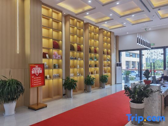 Хуанган: Hunchun 100 yuan hotel