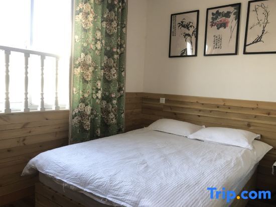 Шанхай: Shanghai Yuwei Inn