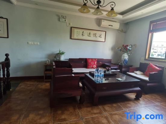 Шанхай: Shanghai Yuwei Inn