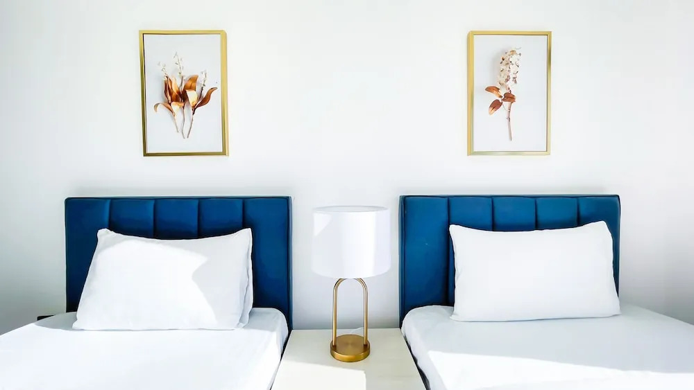 Дубай: Elite LUX Holiday Homes - Luxe Gardenia 2BR Haven in Arjan Dubai