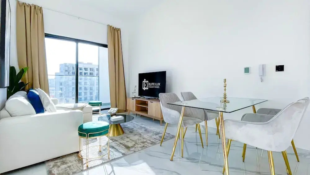 Дубай: Elite LUX Holiday Homes - Luxe Gardenia 2BR Haven in Arjan Dubai