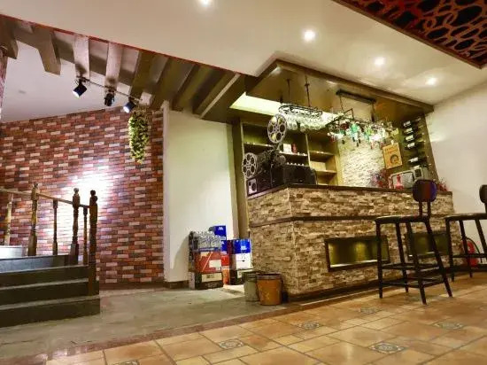 Гайд: Guide Riverside Mountain House