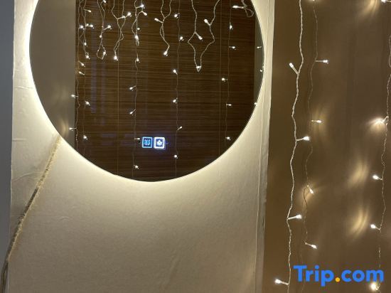 Цзиндэчжэнь: Slow Life Homestay (Xinghewan Branch)