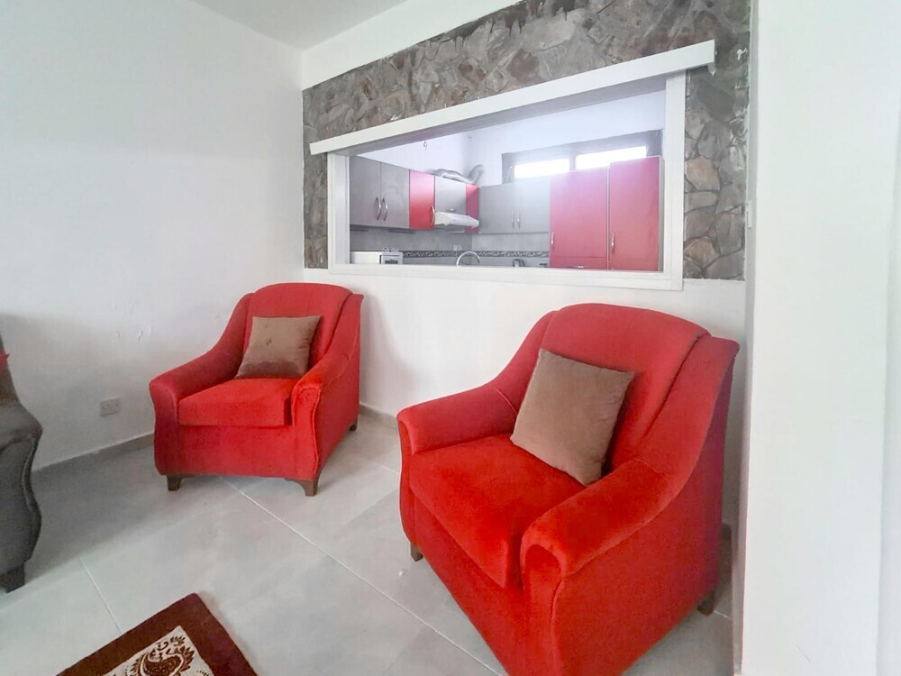Flat With Garden 5 min to Kyrenia Castle — фото 4
