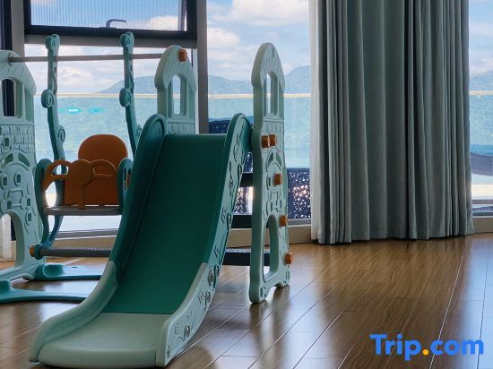 Хуаншань: Huangshan Taiping Lake Pine cone Hotel