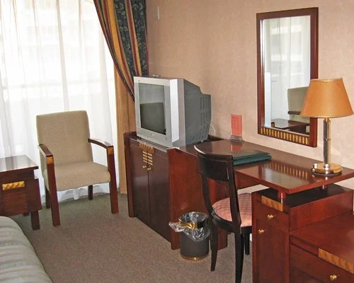 Пекин: BLG-Beijing Longtou - 4 Nights, Beijing, China