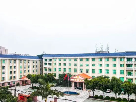 Шаньтоу: Dragon Fly Hotel