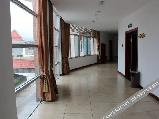 Лунъянь: Taiyuan Mountain Villa