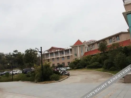 Лунъянь: Taiyuan Mountain Villa