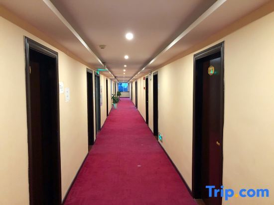 Чунцин: Huaqiangu Hotel