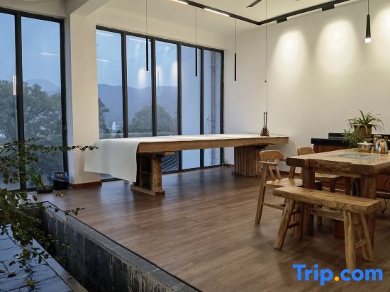 Хуаншань: Shitai Qingshuiyi Tourist Resort Hotel