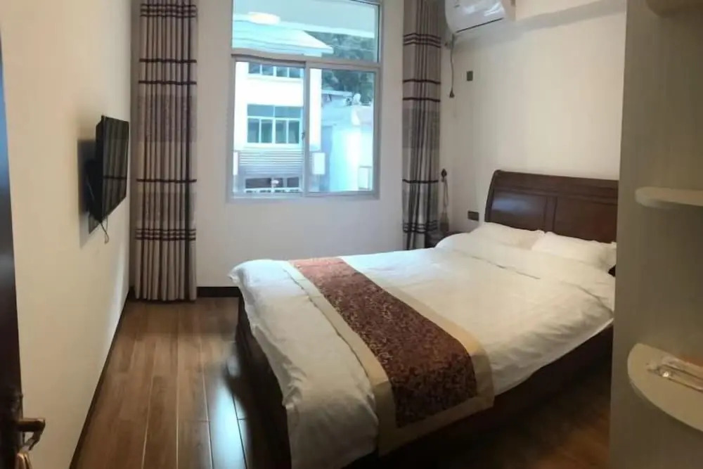 Фучжоу: Qingyunshan Jieyou Hostel