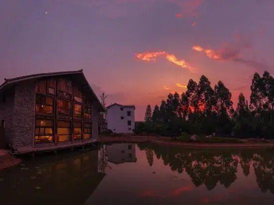Хэчжоу: Hezhou xiyingmen mountain villa