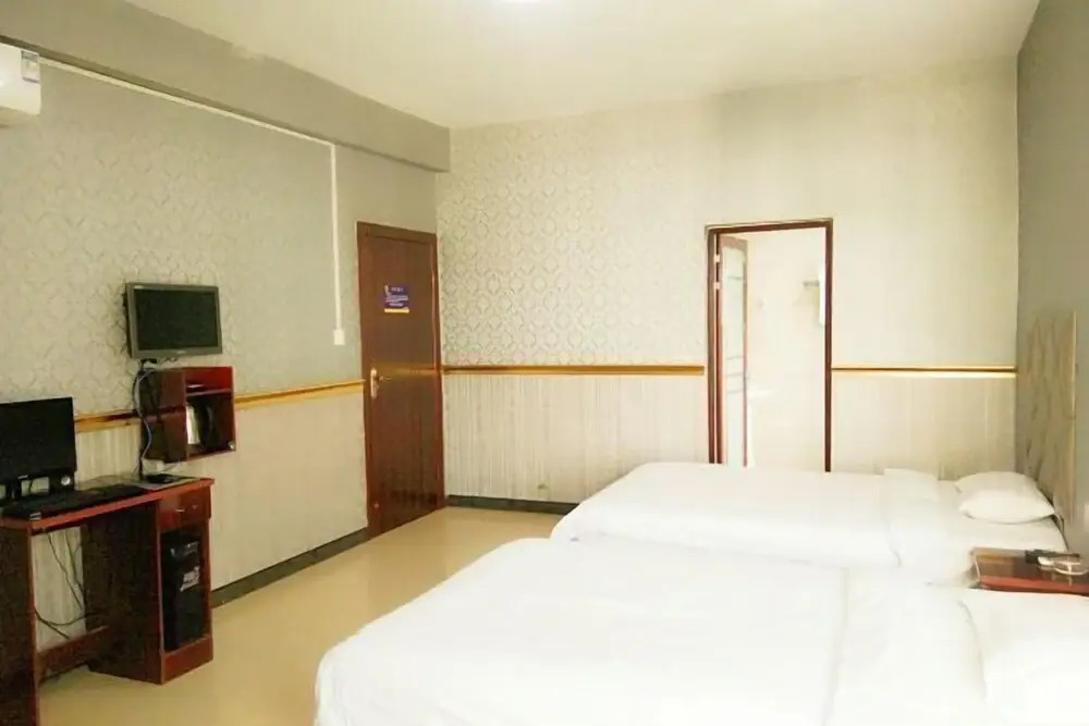 Юнчжоу: Yongzhou Chengbiao Hotel