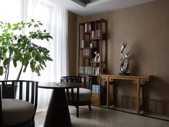 Хэйхэ: Dong Fang Hui Business Hotel