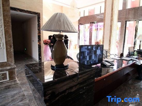 Синьшадянь: Heping Hotel