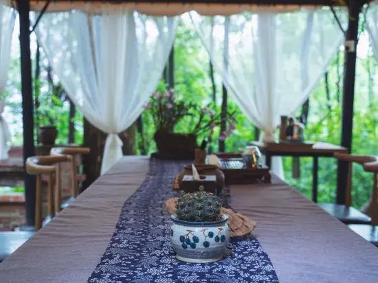 Чунцин: Jiankuan Mountain House Hostel