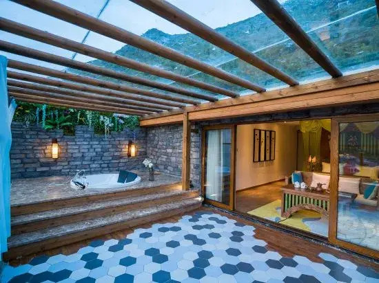 Синъи: Wanfeng Linjingtang Holiday Hostel
