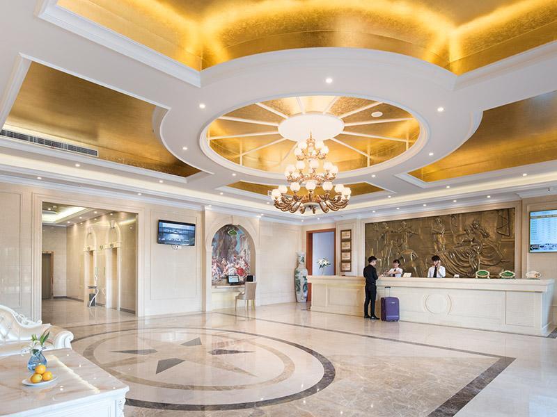 Тайчжоу: Vienna Hotel Zhejiang Taizhou Luqiao Passenger Center