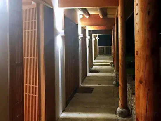 Шаоксинг: Xinchang Shangshitang Tianmu Mountain Residence