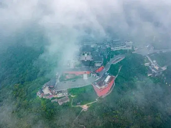 Чанчжоу: Moutain Top Sunrise Boutique Hotel