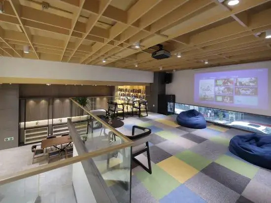 Тайчжоу: Taizhou Zhonghua Mould Theme Hotel