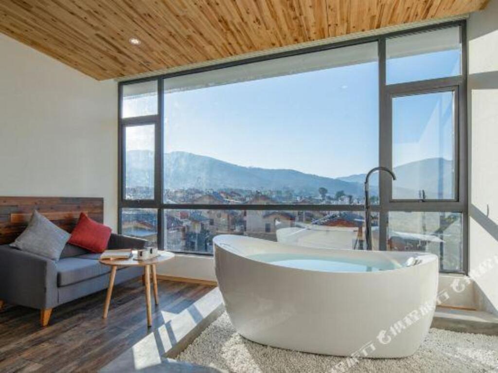 Сичан: Huojian Yuecheng Boutique Hostel