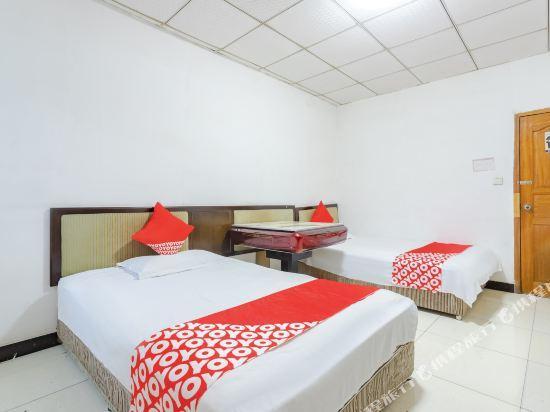 Чунцин: Chongqing lotus pond moonlight hostel