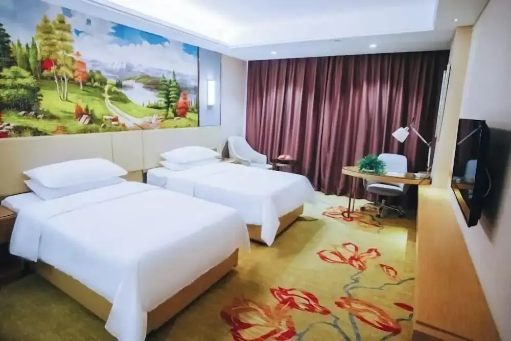 Юнчжоу: Vienna International Hotel (Yongzhou Junyue Huacheng)