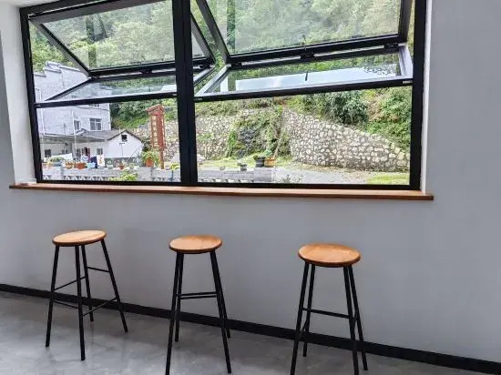 Ичан: the Homestay to be Number One