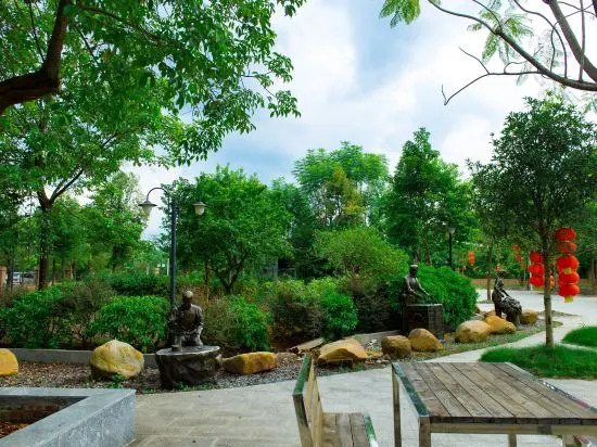 Цзиньюань: Yingjiuhong Black Tea Theme Hotel