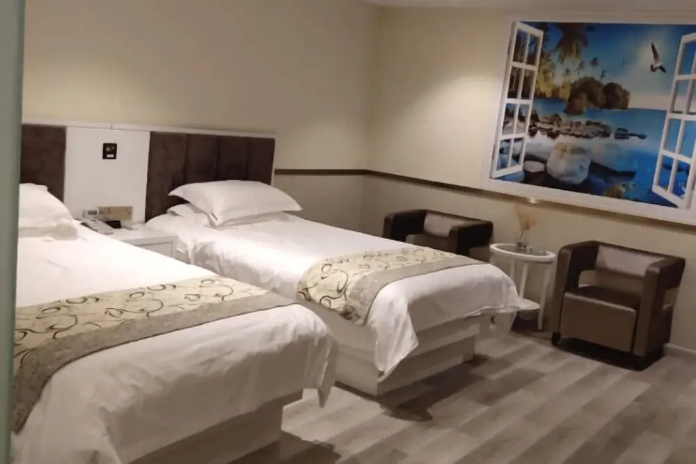 Лишуй: Yunhe Brilliant Business Hotel