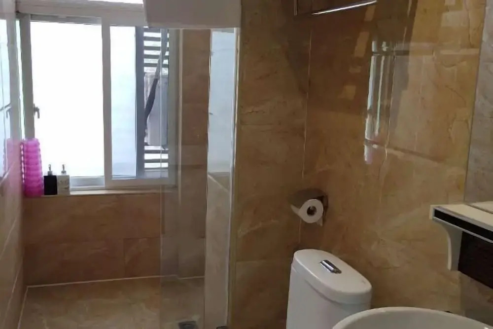 Лишуй: Yunhe Brilliant Business Hotel