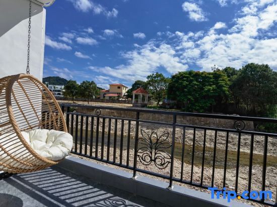 Хойчжоу: Luofu Mountain Fengguyuan Streamside Homestay