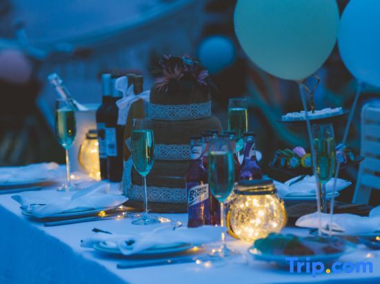 Жичжао: Rizhao Twelve Constellations Wild Luxury Hotel