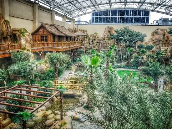 Хучжоу: Kaiyuan Senbo Holiday Park Hotel