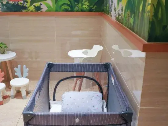 Хучжоу: Kaiyuan Senbo Holiday Park Hotel