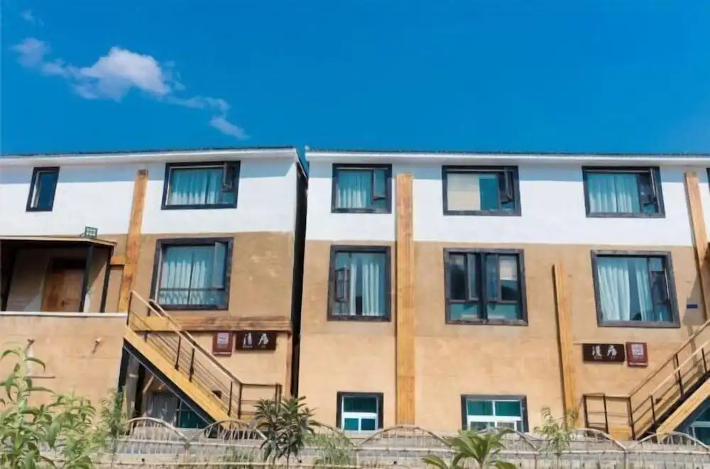 Синъи: Manman Qingfeng Hostel