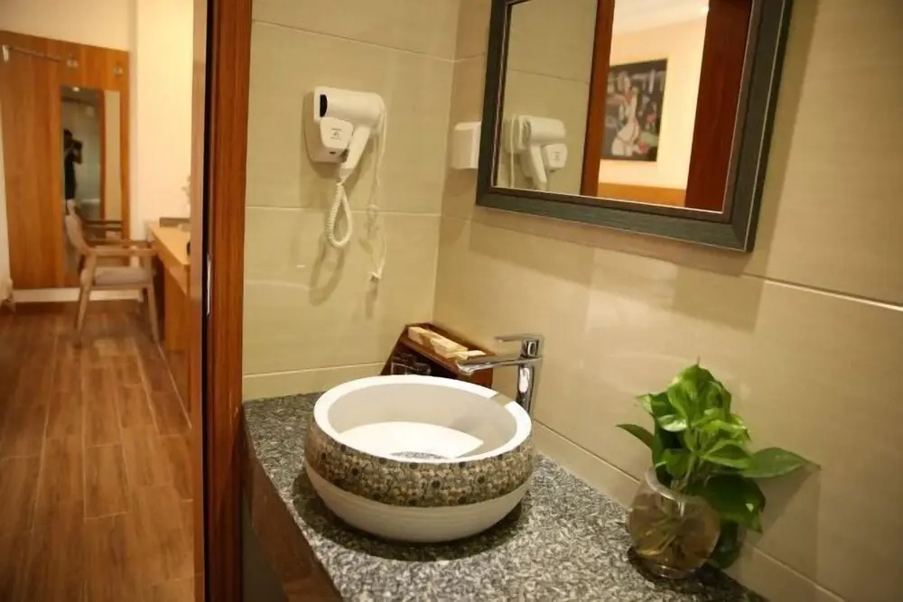 Цзиньюань: Sanyuesan Theme Hotel