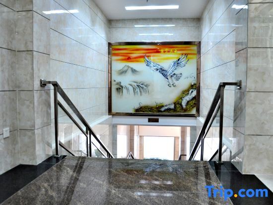 Джиангме: Huayu Hostel