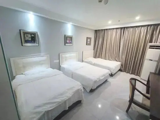 Уху: Jinyindao Business Hotel