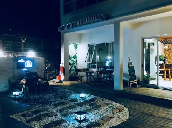 Чжоушань: the Island Meets My Home Hostel